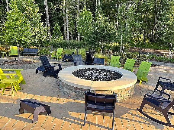 3047 Farmstead Mill Dr — Photo 19