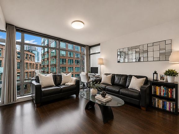 2nd image of 788 Richards St #803