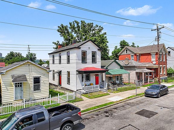 2nd image of 412 Oak St