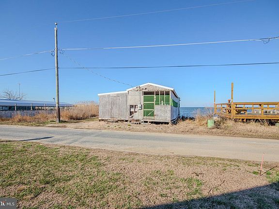 4th image of 25654 Frenchtown Rd