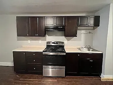 178 Central St #6 Photo 1