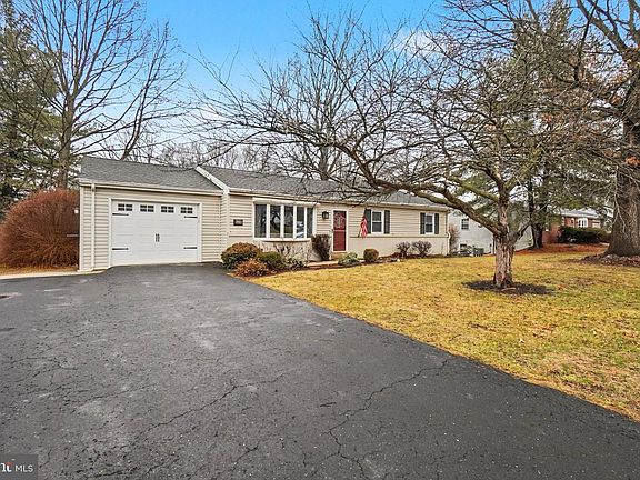 2nd image of 6406 Cannon Dr