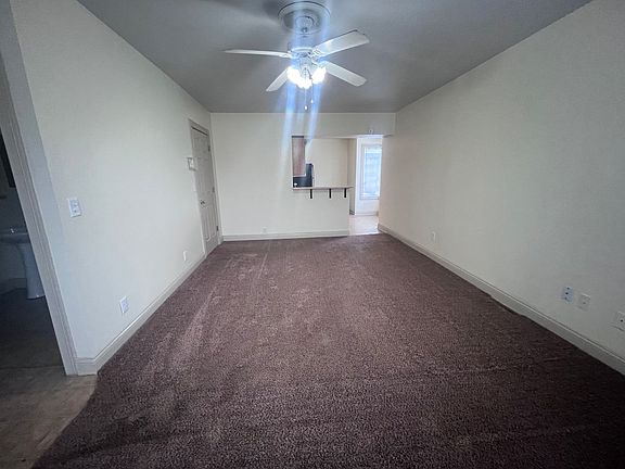 3rd image of 201 E Creighton Ave APT 1