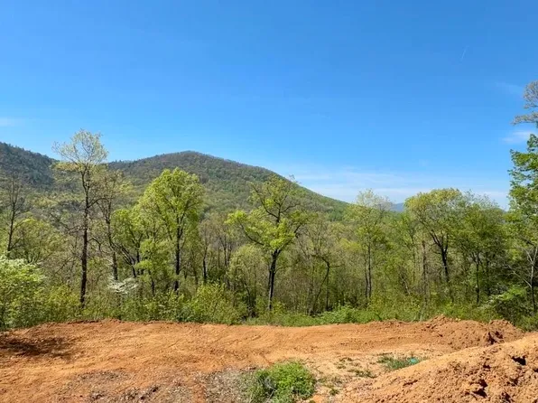 520 Stevia Way, Cosby, TN 37722