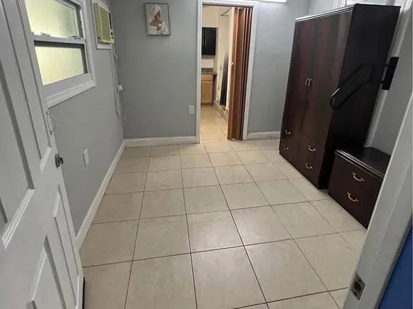 2560 62nd Ave N Lot 318, Saint Petersburg, FL 33702