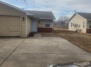 421 N Hoover Rd #423, Wichita, KS 67212