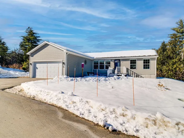 39 Mansfield Woods Way, New Hampton, NH 03256