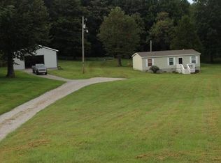 882 Hogback Rd, Albany, KY 42602