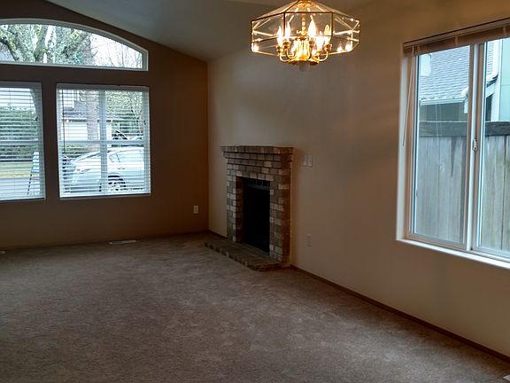 2nd image of 4520 Beckonridge Ln SE