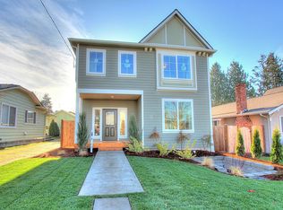 325 N 101st St, Seattle, WA 98133