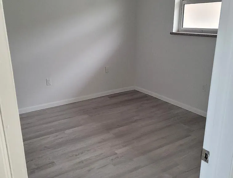 11610 N Bayshore Dr #3H — Photo 6
