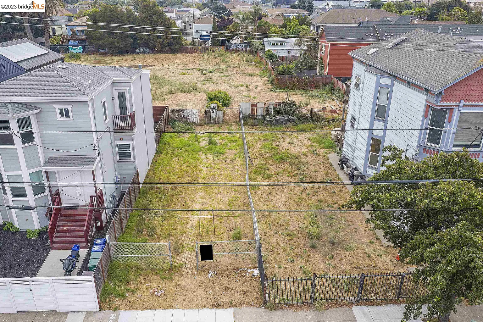 826 Pine St photo 1