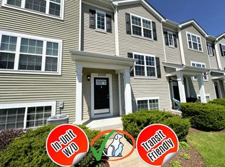 2329 Upland Rd, Hampshire, IL 60140