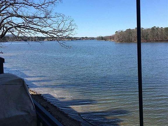 2nd image of 700 Grand Point Dr #5
