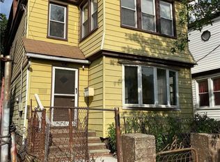 37-11 100th St, Corona, NY 11368
