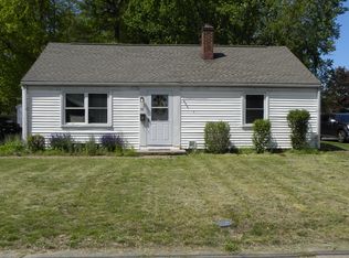 98 Crescent Dr, East Hartford, CT 06118