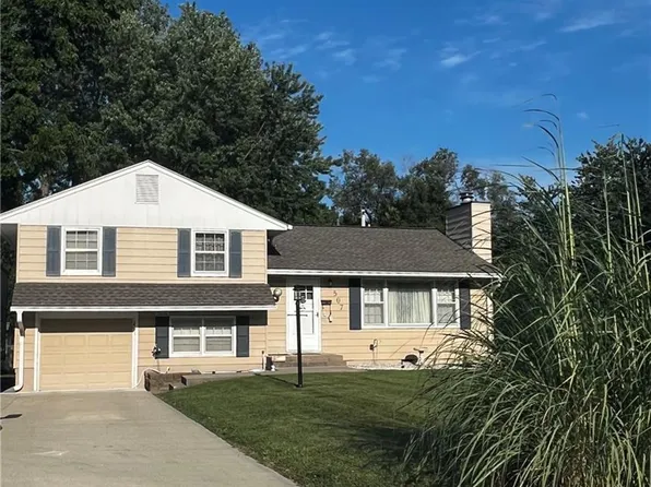 507 Pine St, Belton, MO 64012