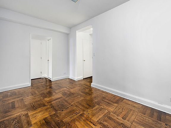 5th image of 300 E 57th St APT 3D