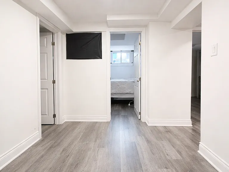 700 Indian Rd N #18 — Photo 6