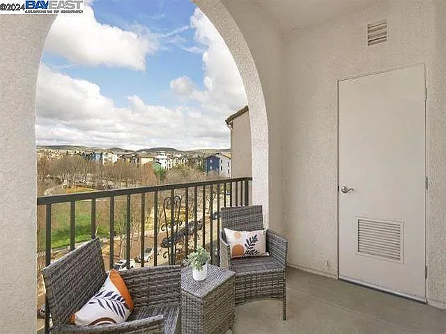 3240 Maguire Way #410 — Photo 49