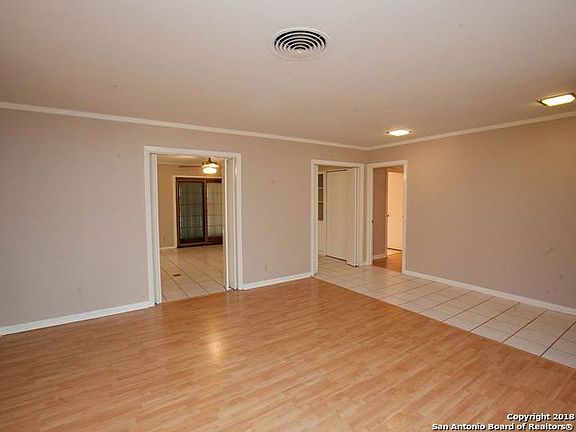 4th image of 1815 La Sombra Dr