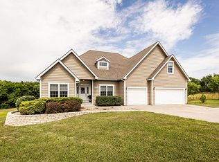 8727 N Fork Dr, Milford, KS 66514