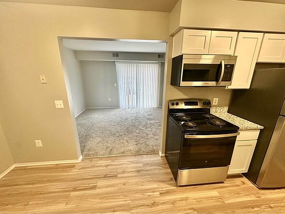 3rd image of 35470 Klix St #101