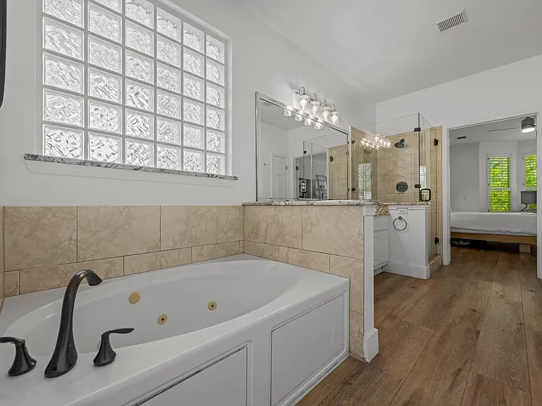 12329 Pleasant Hill Ct — Photo 17