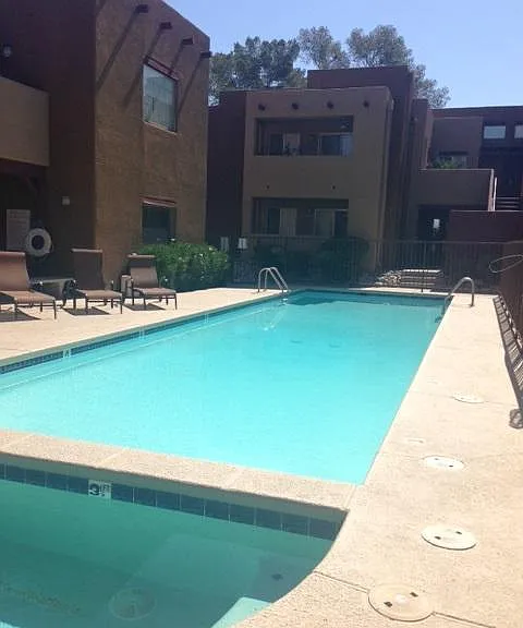 1810 E Blacklidge Dr #817 — Photo 5
