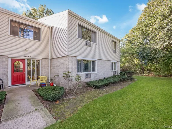 56 Richmond Boulevard #2B, Ronkonkoma, NY 11779