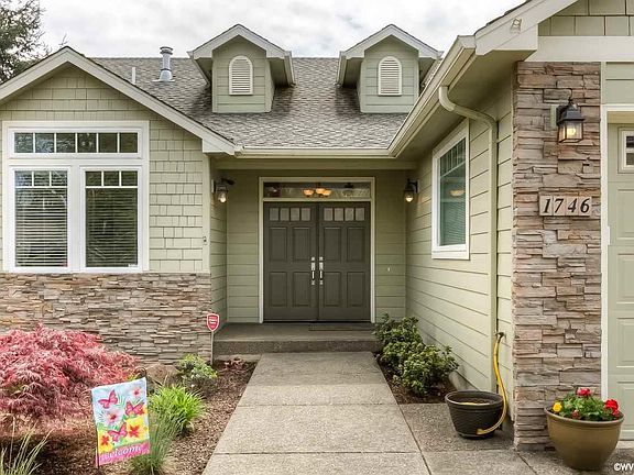 3rd image of 1746 Chapman Hill Dr NW