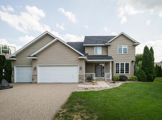 7062 Cambridge Rd, Shakopee, MN 55379