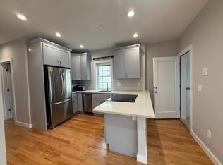 8 W Bellflower St #3, Dorchester, MA 02125