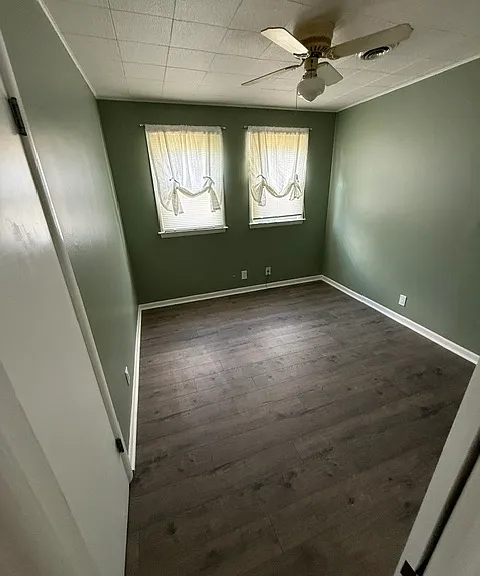 20309 Hugh St — Photo 7