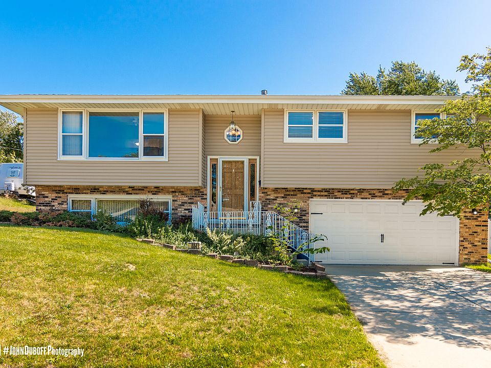 1st image of 8841 S 83rd Ct