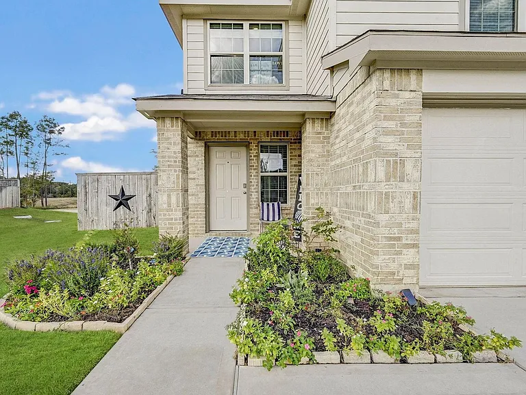 1702 Campos Ct — Photo 13