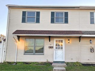 23 Lennox Ct, Sicklerville, NJ 08081