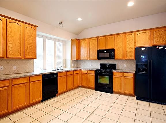 3rd image of 1161 Chattahoochee Dr