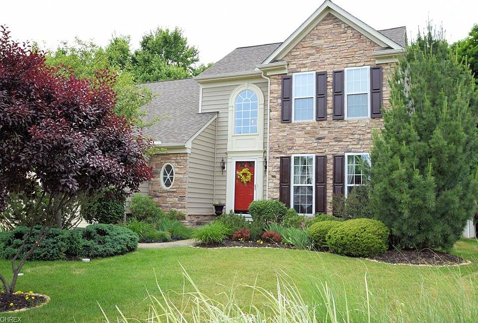 1st image of 131 Cobblestone Ct