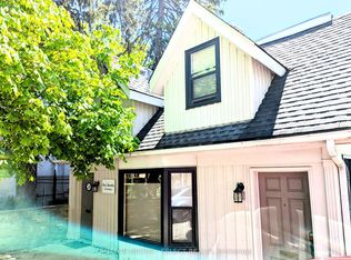 249 Sydenham St, London, ON N6A 1W4