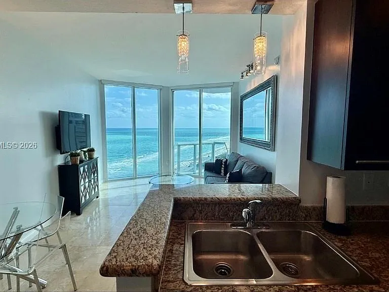 6515 Collins Ave #1604 — Photo 15