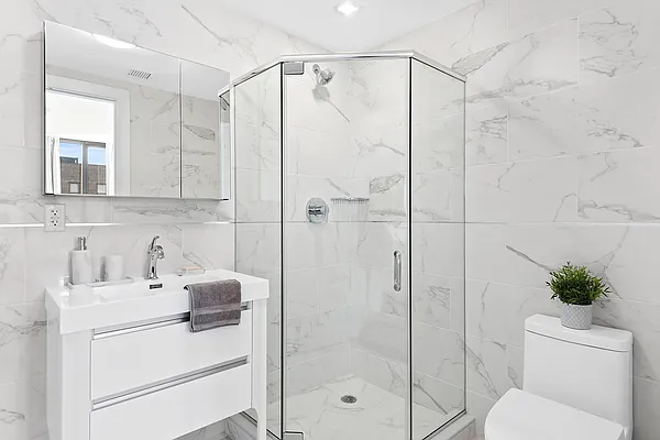 Rented by Compass | media 19