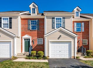 6510 Ash Rock Cir, Westerville, OH 43081