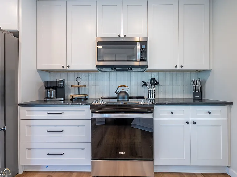 18 Huntcliff Dr — Photo 12