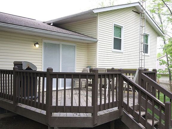 2nd image of 552 Glenmonte Dr