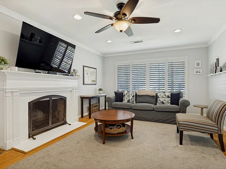 6236 Monticello Ave — Photo 4