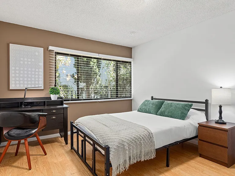 1823 Pelham Ave #3 — Photo 1