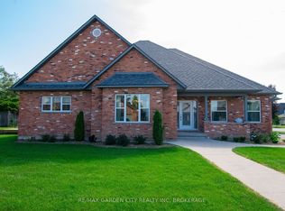 26 Las Rd, West Lincoln, ON L0R2A0