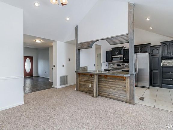 5th image of 13750 Grouse Ln