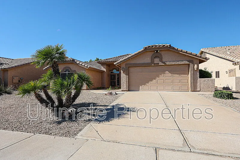 8738 W Rockwood Dr